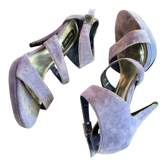 Gorgeous, WHBM Blue Suede, Strappy Heels, Size 7M - Picture 5 of 7